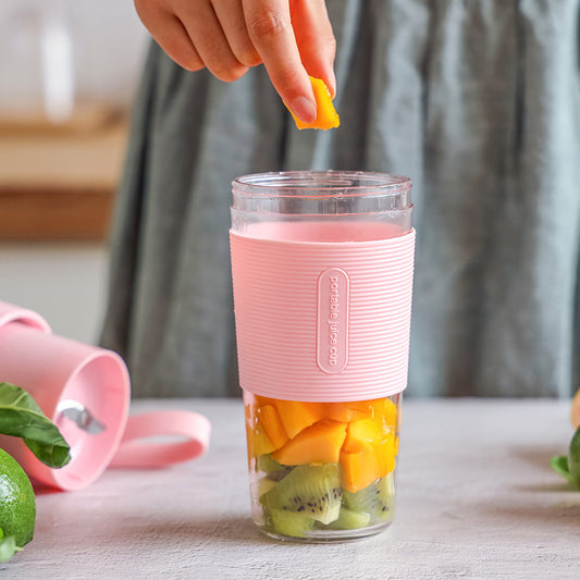 Portable Fruit Blender – Shake, Blend, Enjoy!