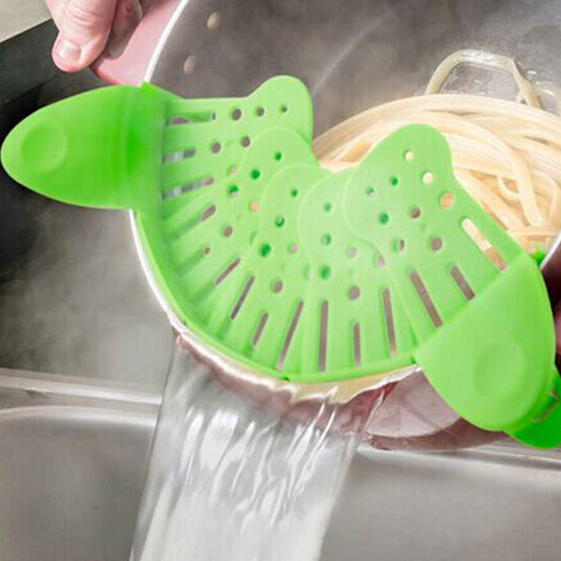 Clip-On Silicone Strainer – Simple Way to Drain Food!